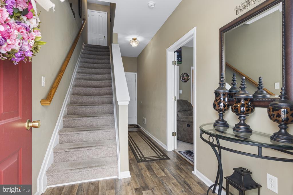 303 W 9TH STREET