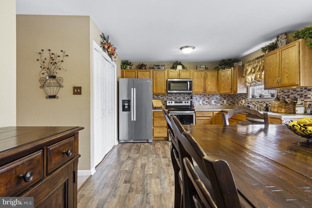303 W 9TH STREET