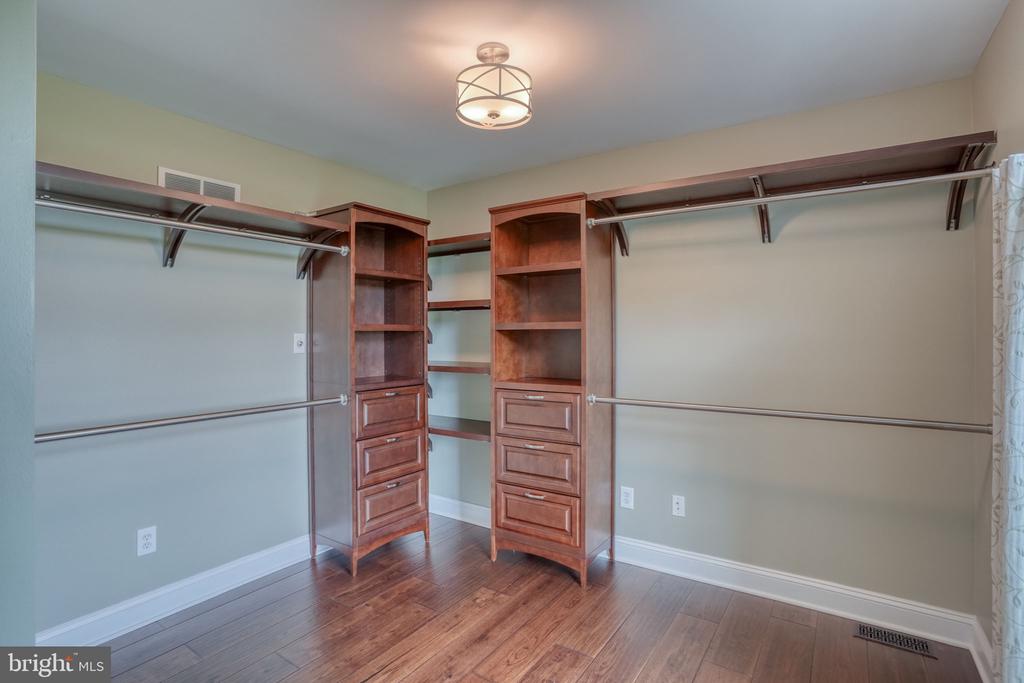502 STARBOARD LANE