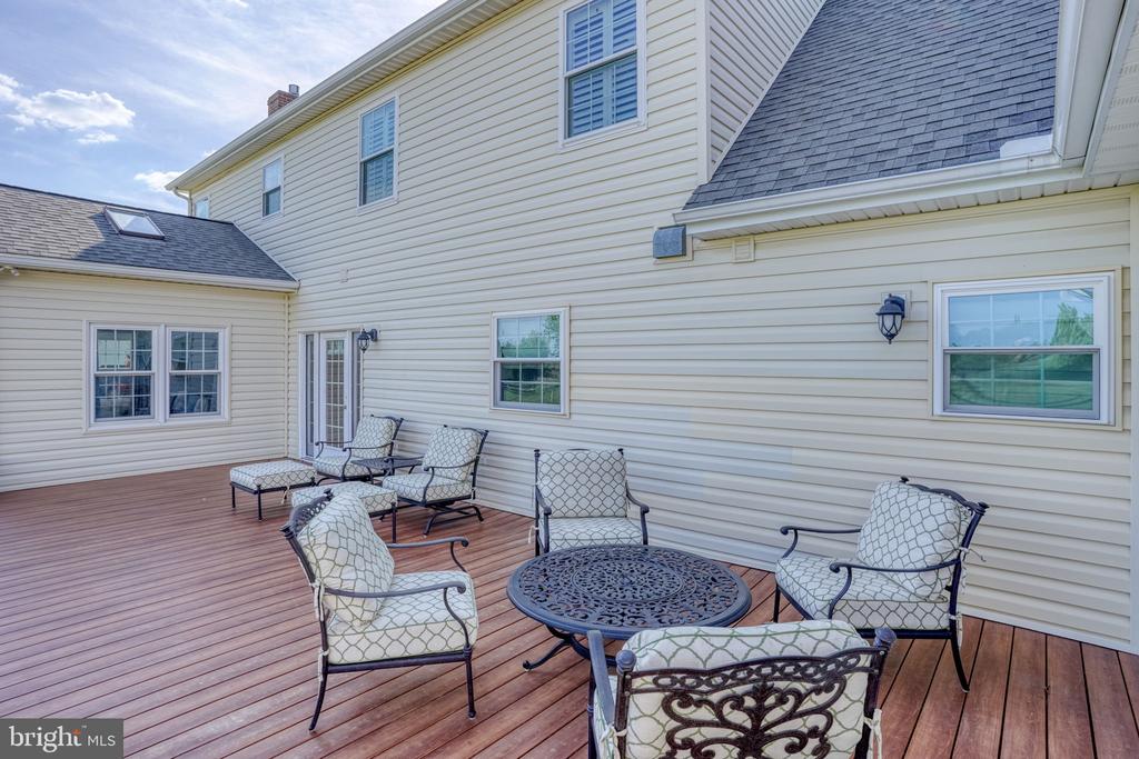 502 STARBOARD LANE