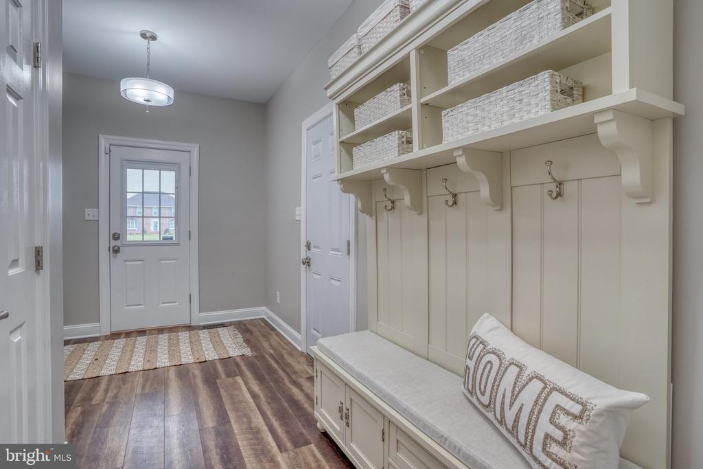 502 STARBOARD LANE
