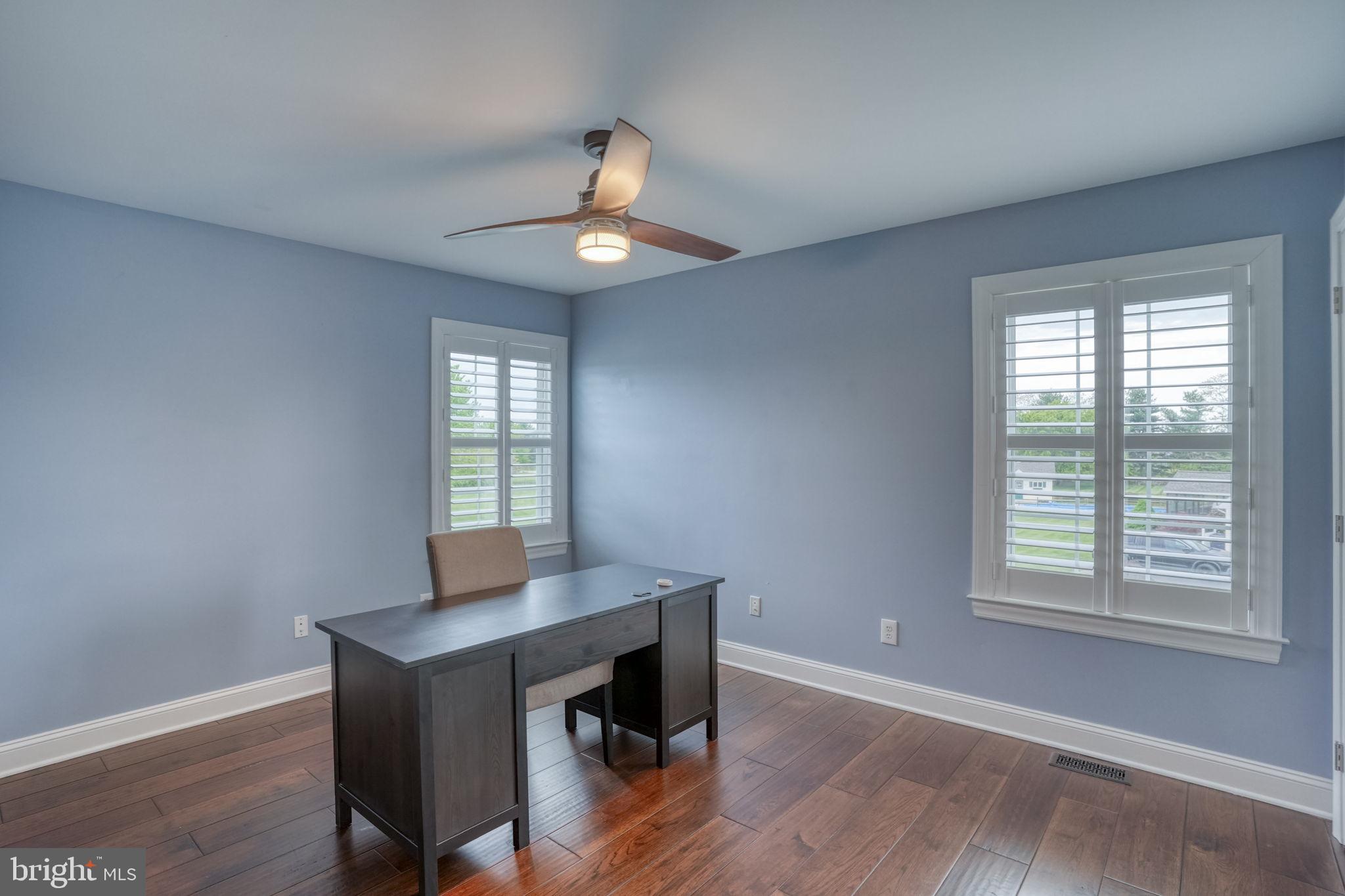 502 STARBOARD LANE