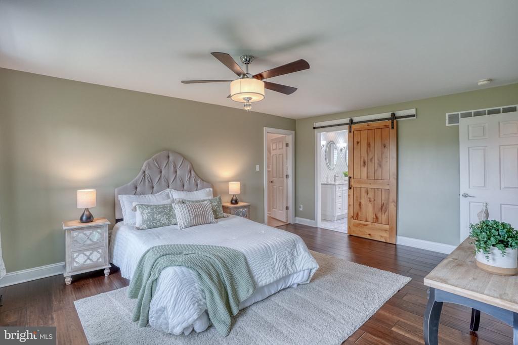 502 STARBOARD LANE