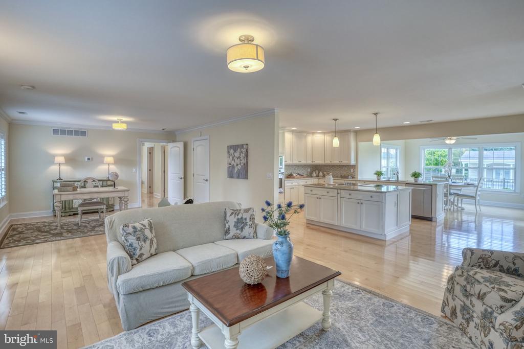 502 STARBOARD LANE