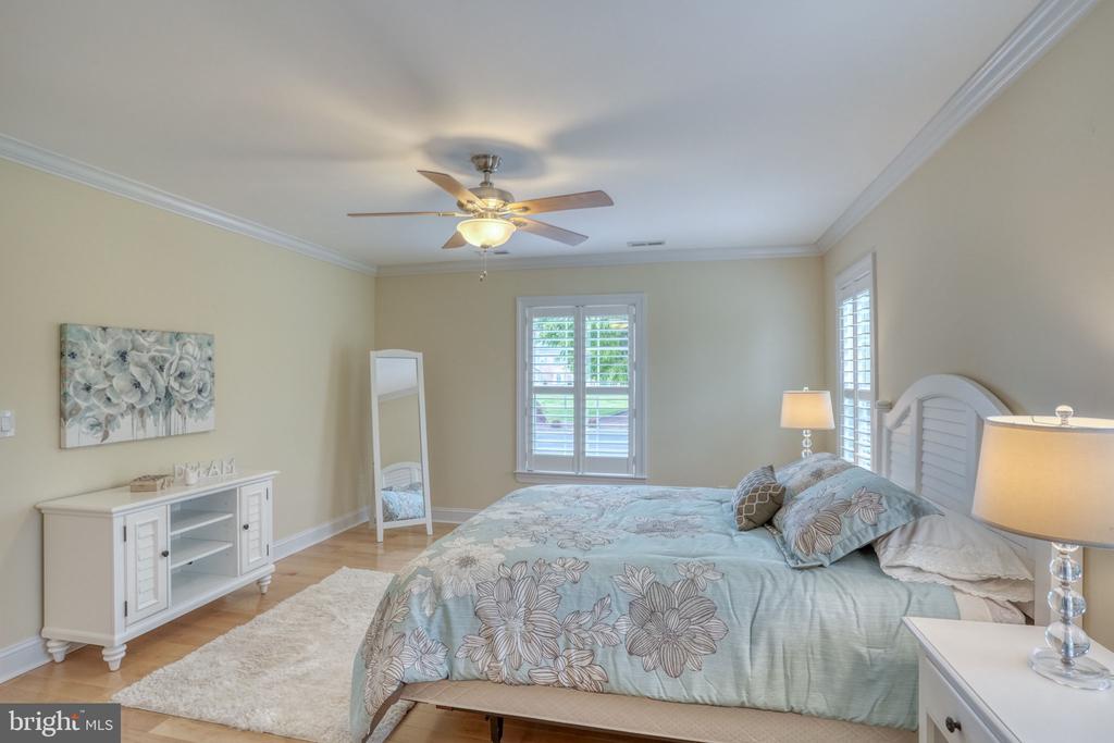 502 STARBOARD LANE