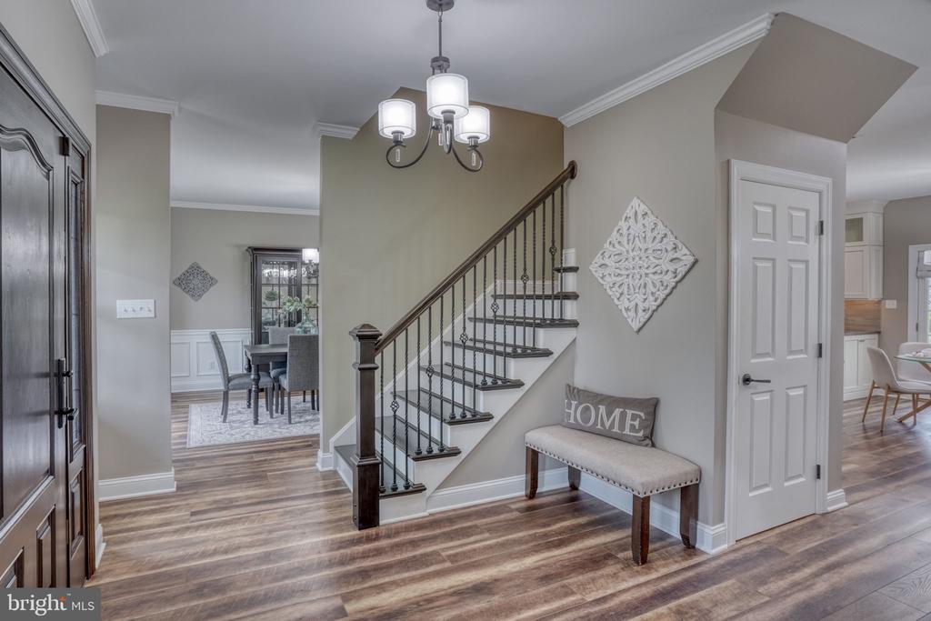 502 STARBOARD LANE