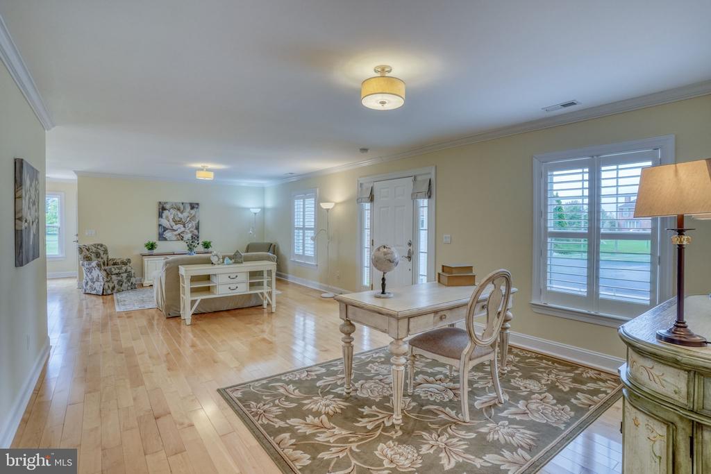 502 STARBOARD LANE