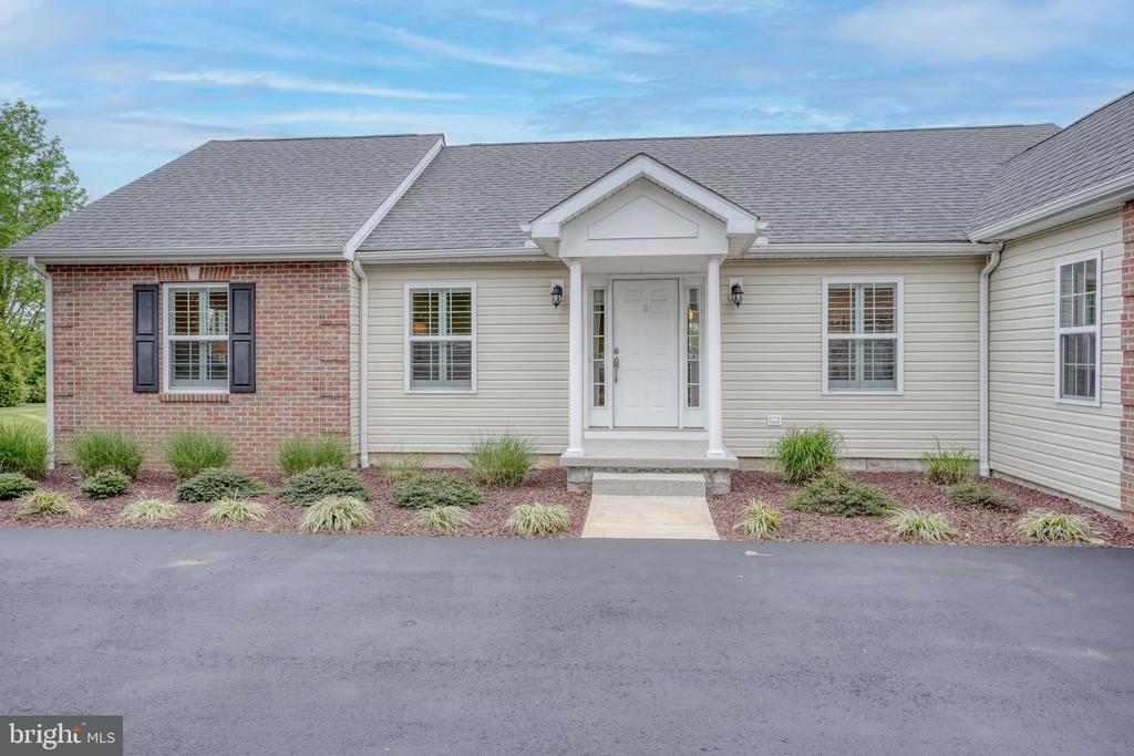 502 STARBOARD LANE