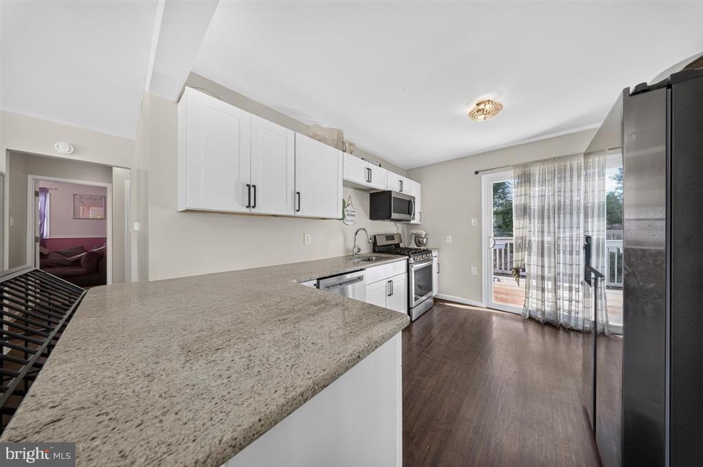 13 CAXTON DRIVE