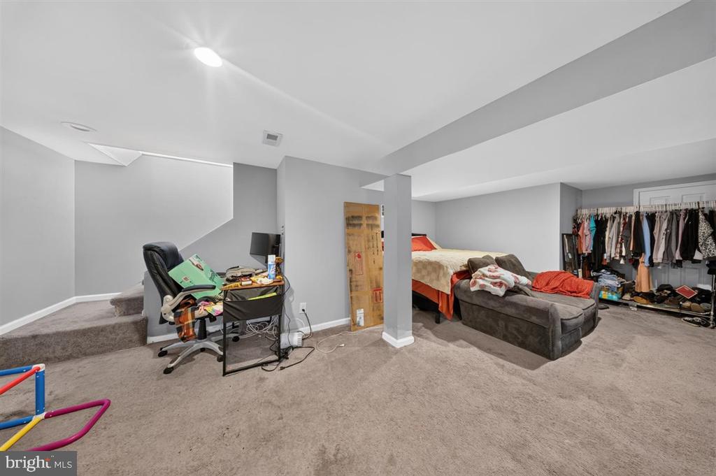 13 CAXTON DRIVE
