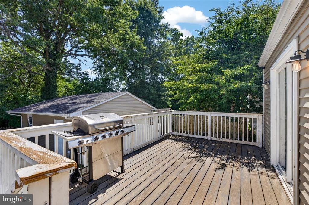 13 CAXTON DRIVE