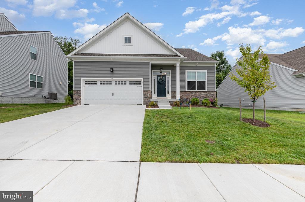 47 CHASE CIRCLE