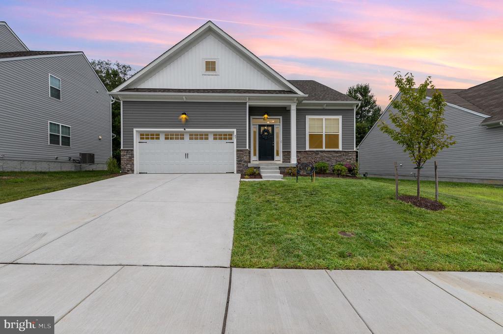 47 CHASE CIRCLE