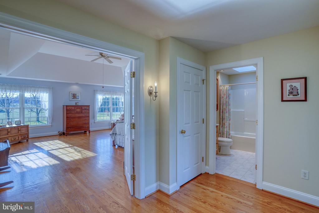 532 STONEY BATTERY ROAD