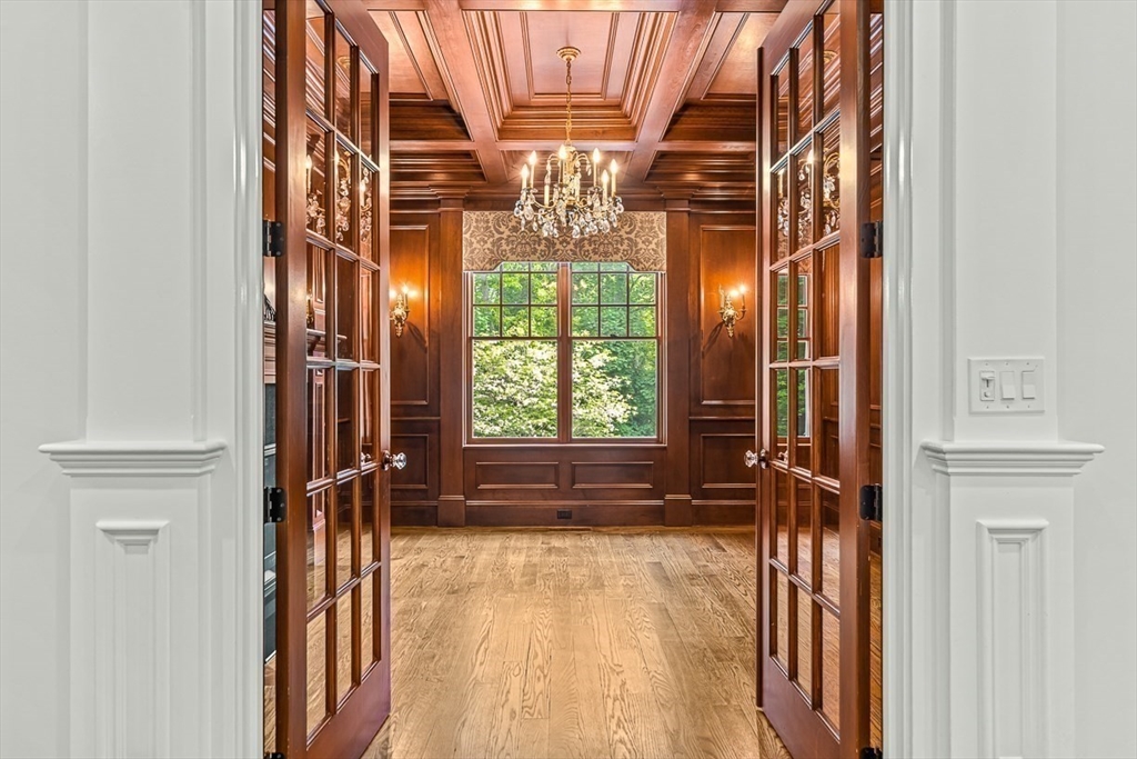 99 Old Colony Rd