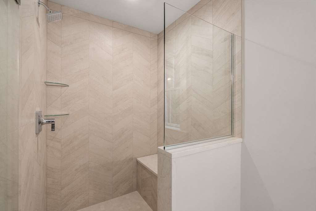 21 Country Farm Rd # 21