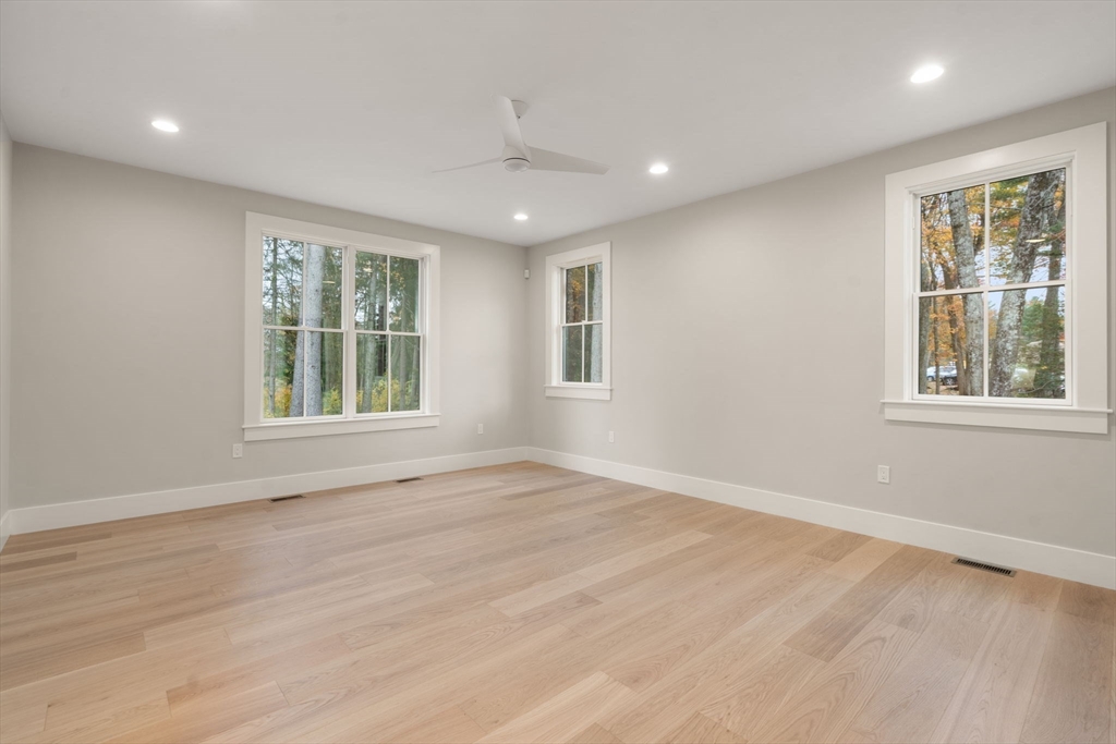 21 Country Farm Rd # 21