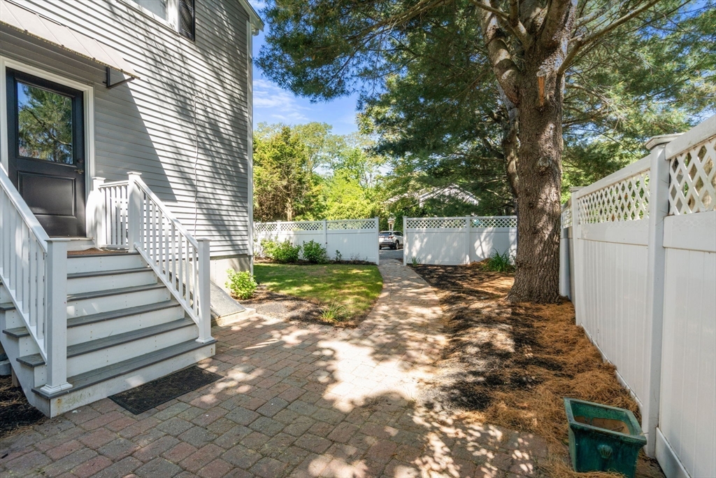 164 B E Central St # 28