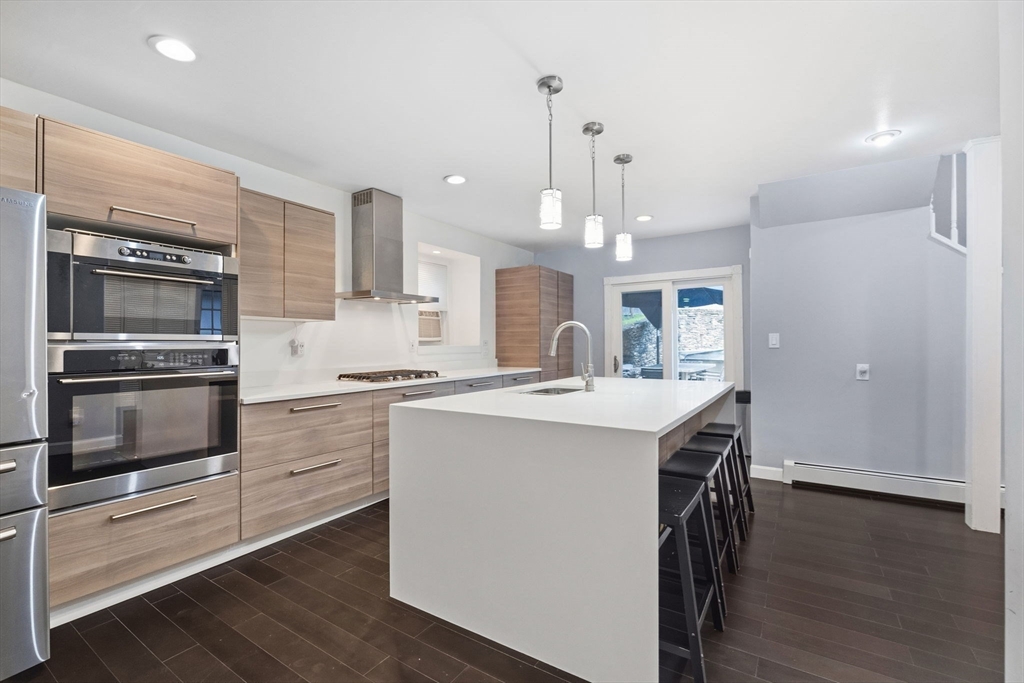 22 Cedar St