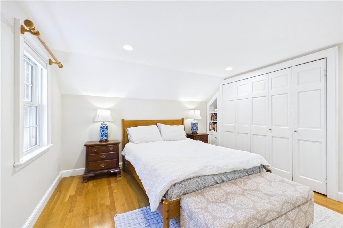 13 Millbrook Rd