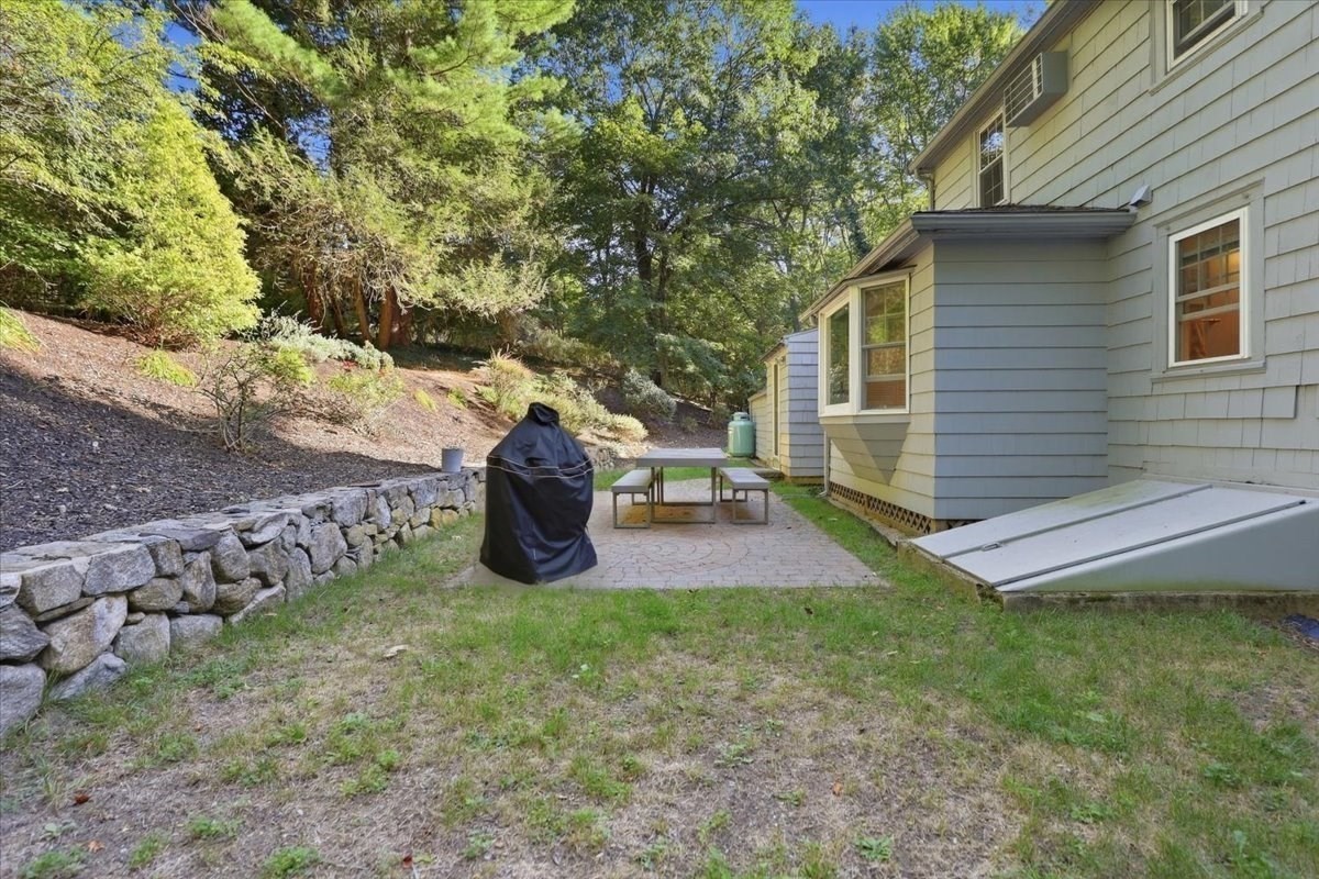 13 Millbrook Rd