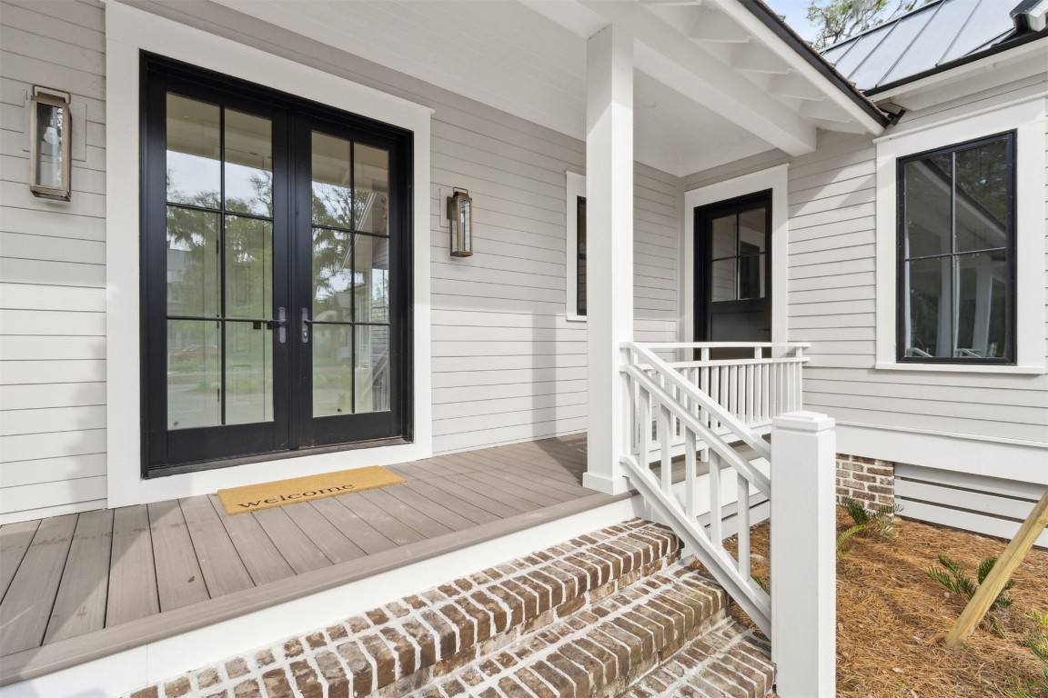 152 CRANE ISLAND DRIVE