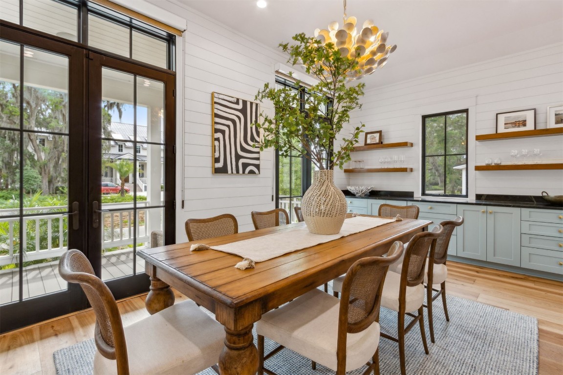 152 CRANE ISLAND DRIVE