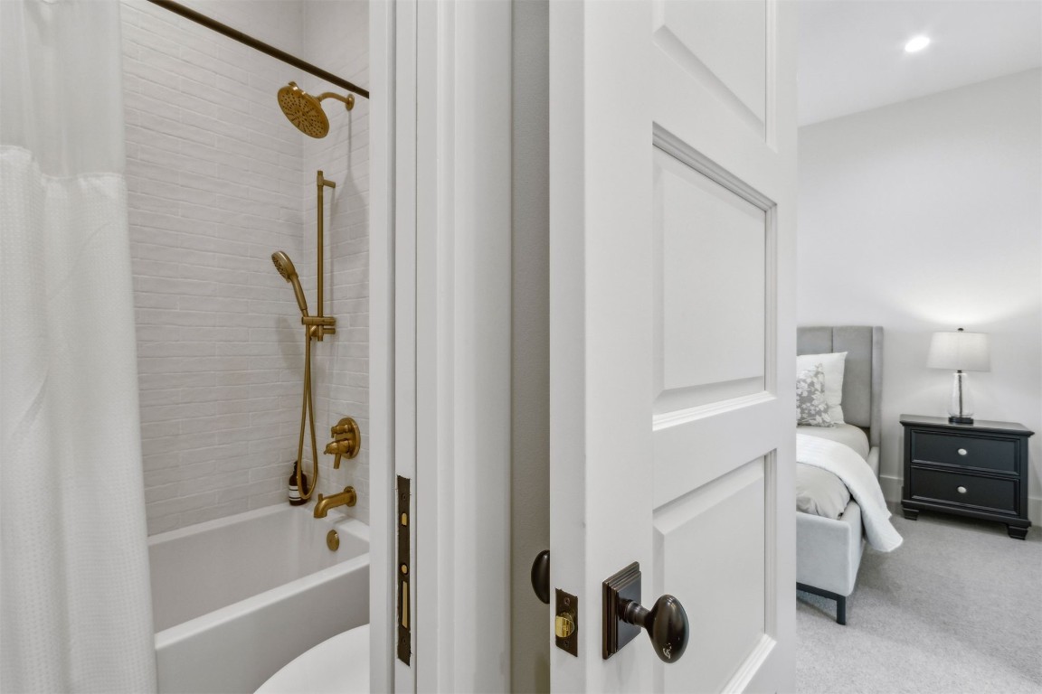 152 CRANE ISLAND DRIVE