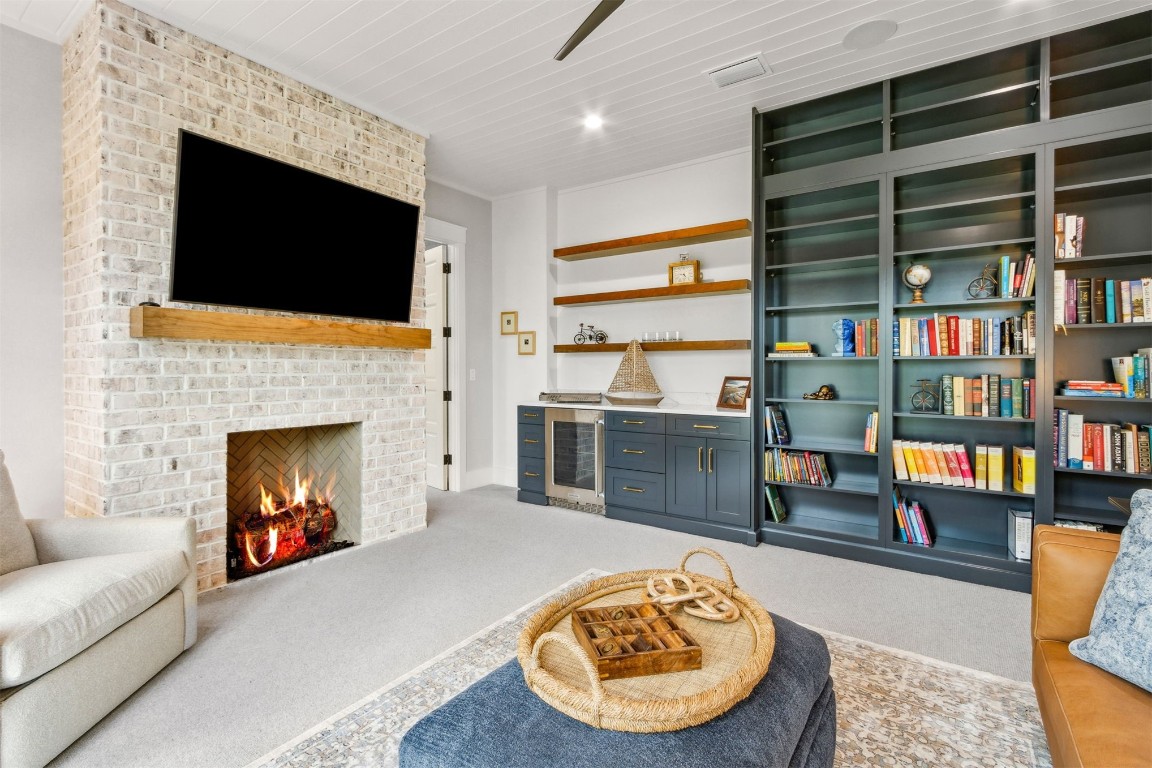 152 CRANE ISLAND DRIVE