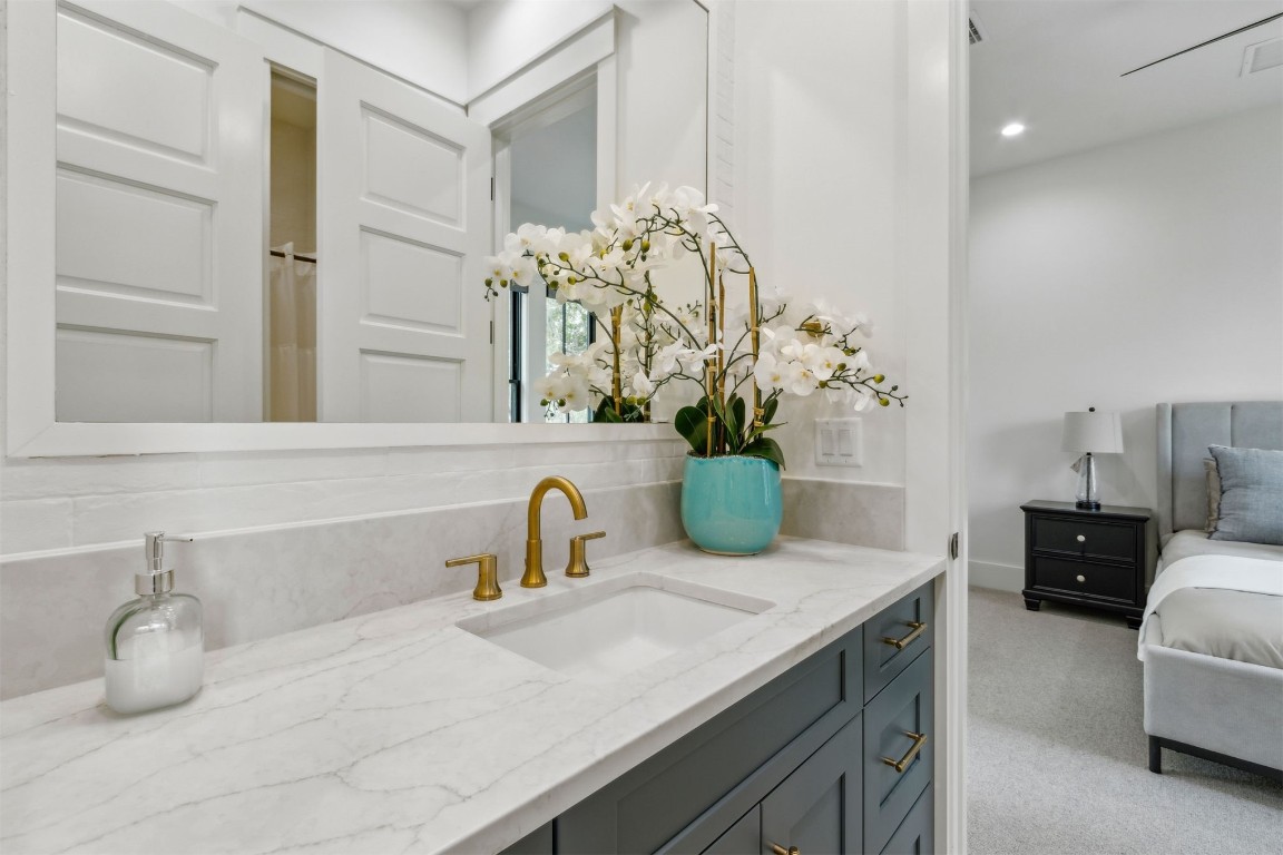 152 CRANE ISLAND DRIVE