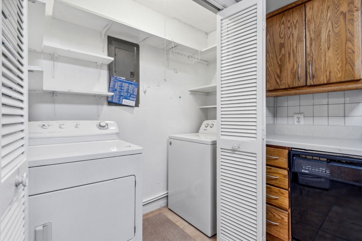 2700 MIZELL AVENUE 501A