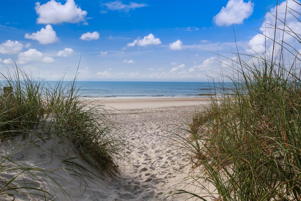 2700 MIZELL AVENUE 501A