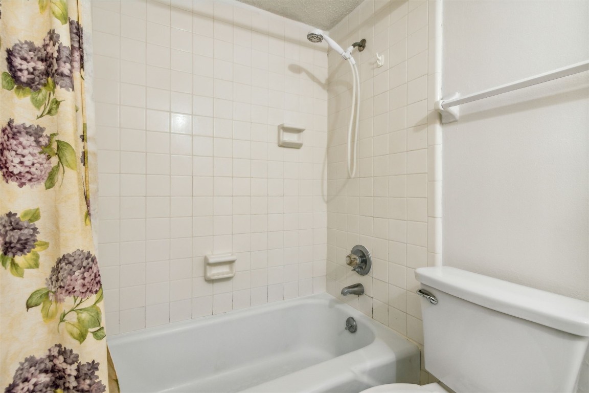 2700 MIZELL AVENUE 501A