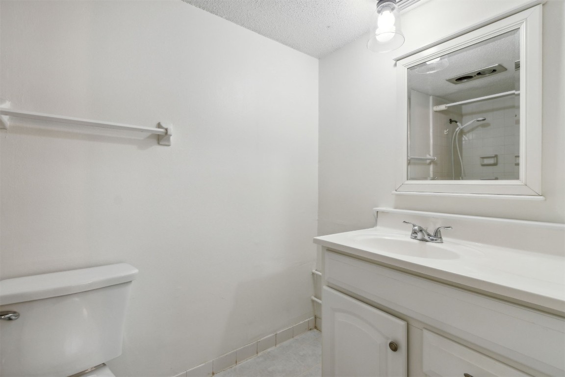 2700 MIZELL AVENUE 501A