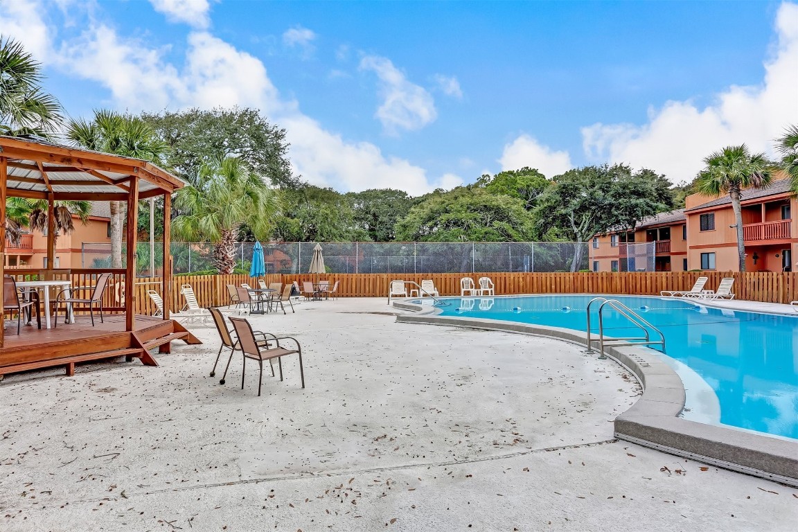 2700 MIZELL AVENUE 501A