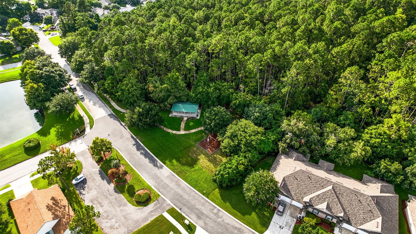 1720 CROSS PINES DRIVE