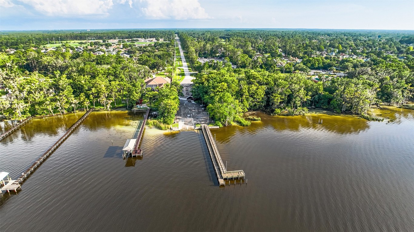 1720 CROSS PINES DRIVE