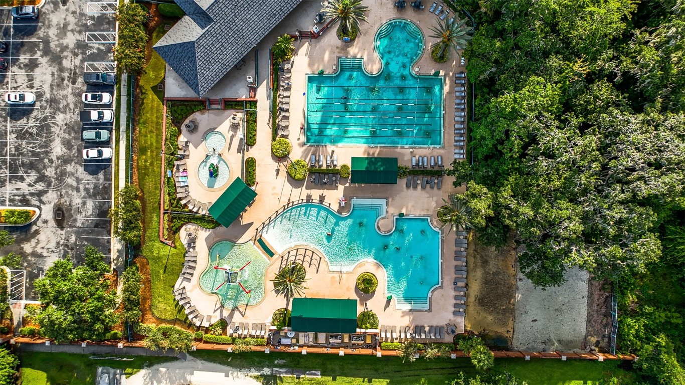 1720 CROSS PINES DRIVE