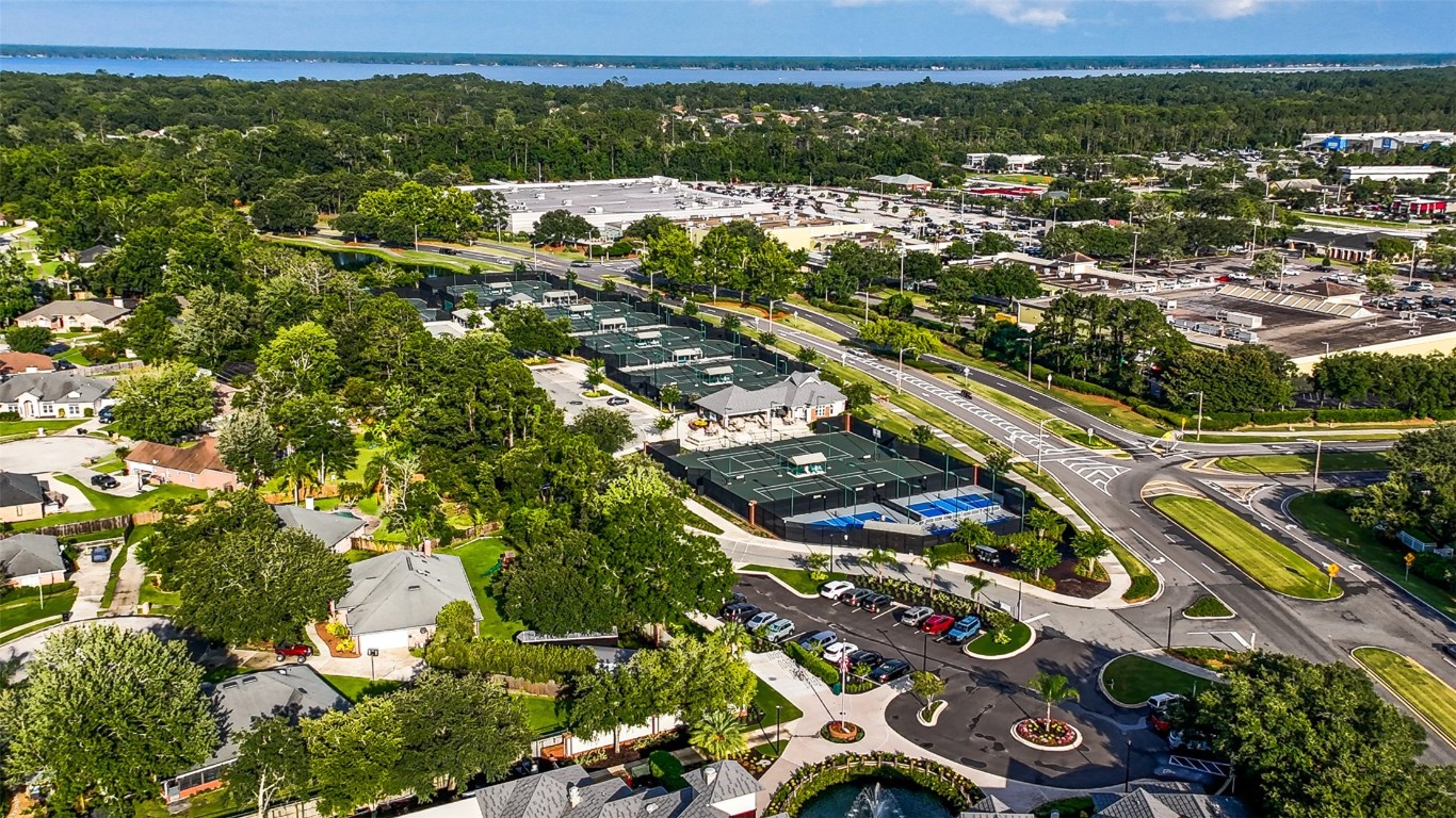 1720 CROSS PINES DRIVE