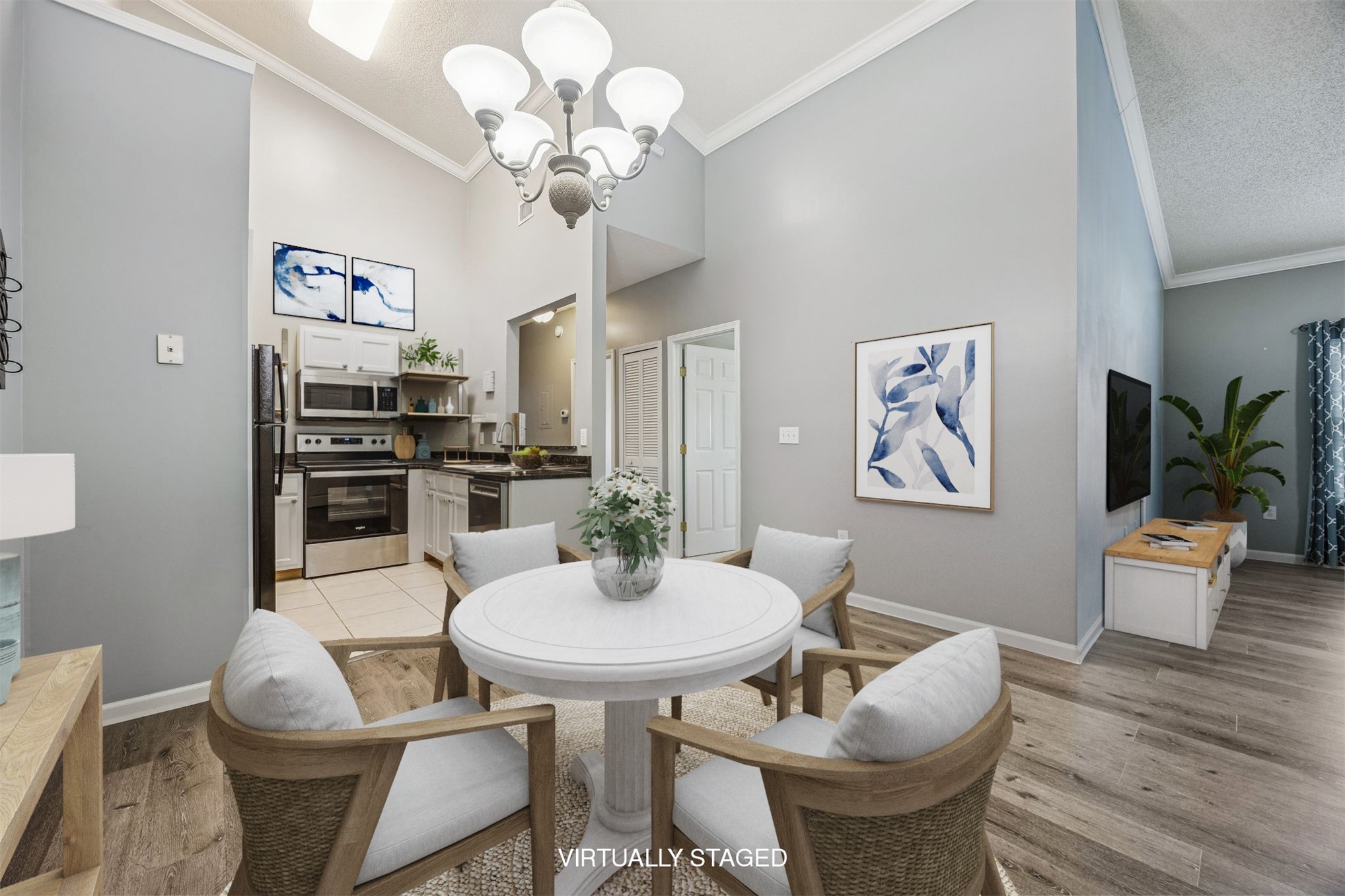 1601 NECTARINE STREET G8