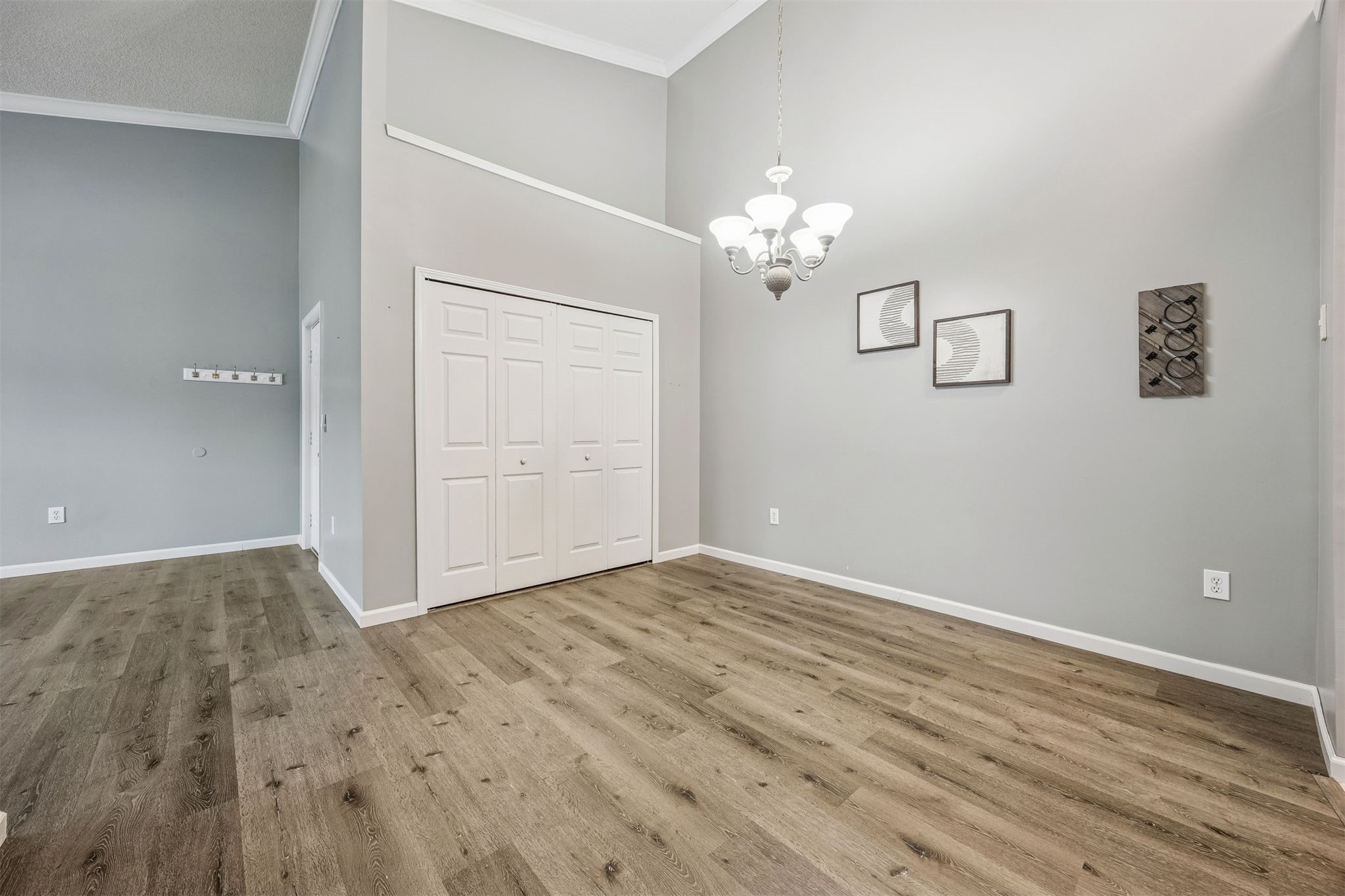 1601 NECTARINE STREET G8