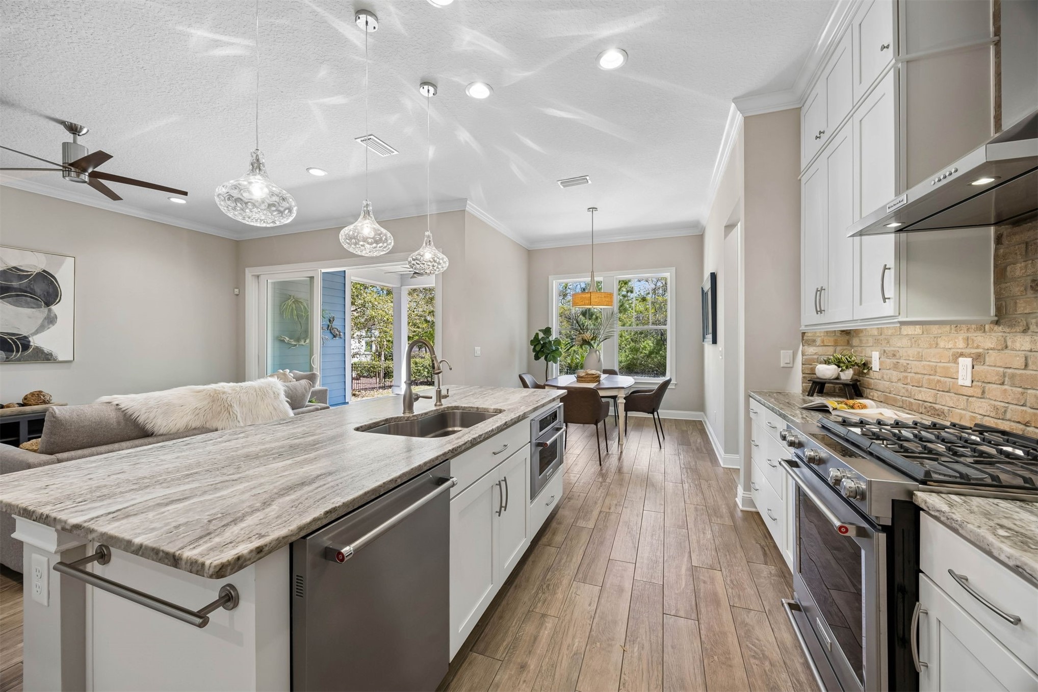 29138 GRANDVIEW MANOR