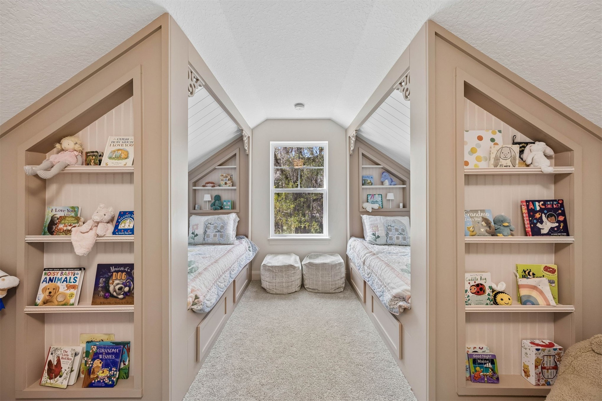 28903 GRANDVIEW MANOR