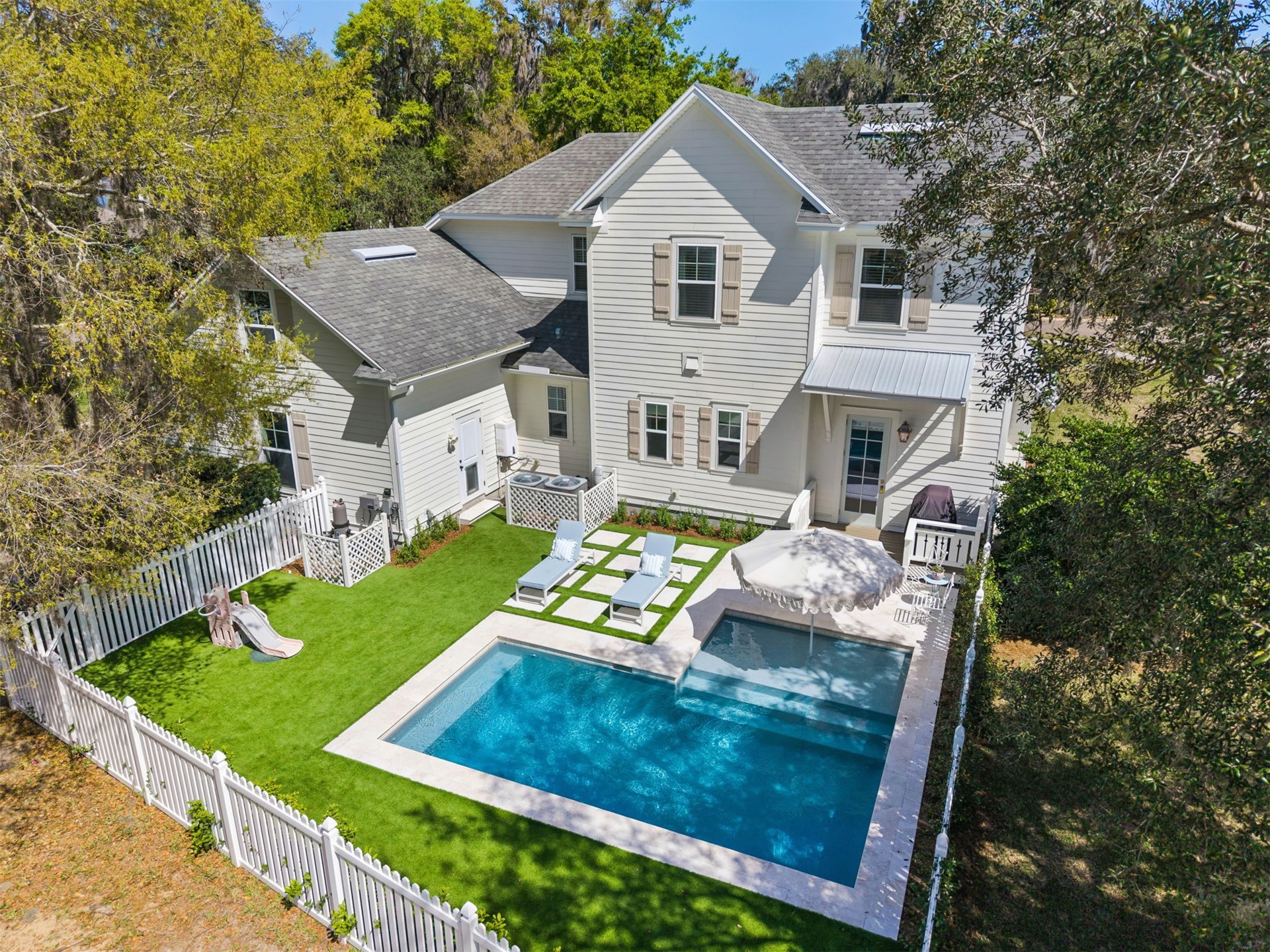 28903 GRANDVIEW MANOR