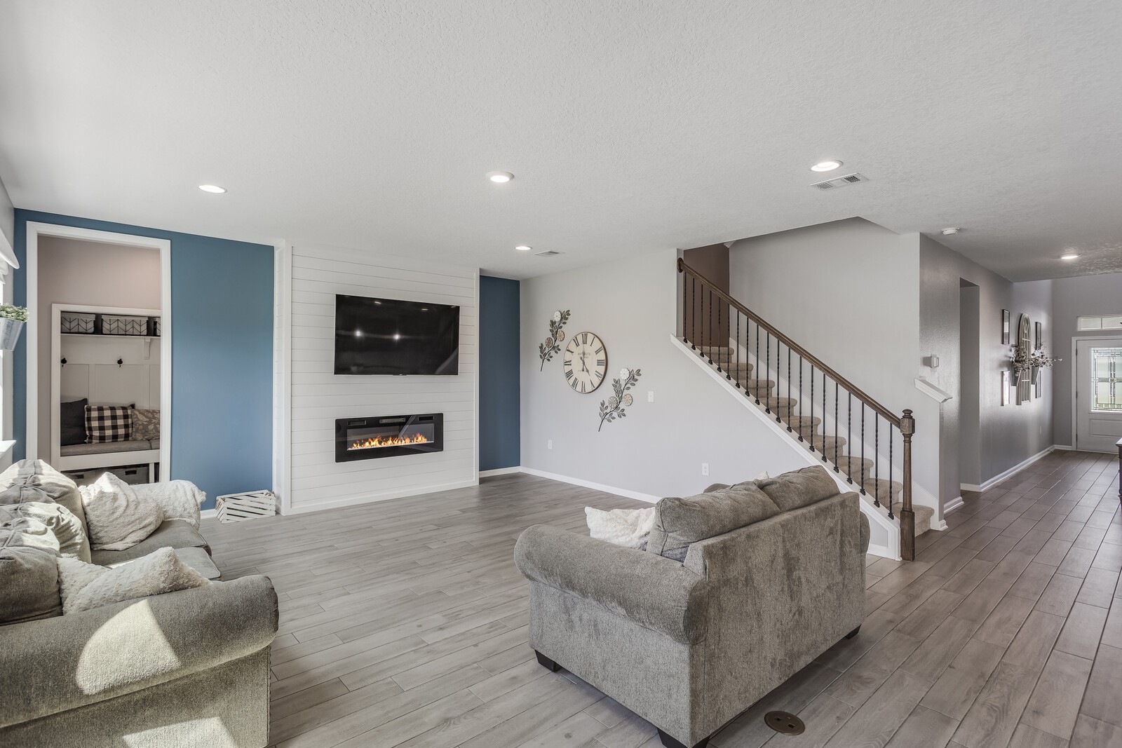 83321 CHAPEL COURT