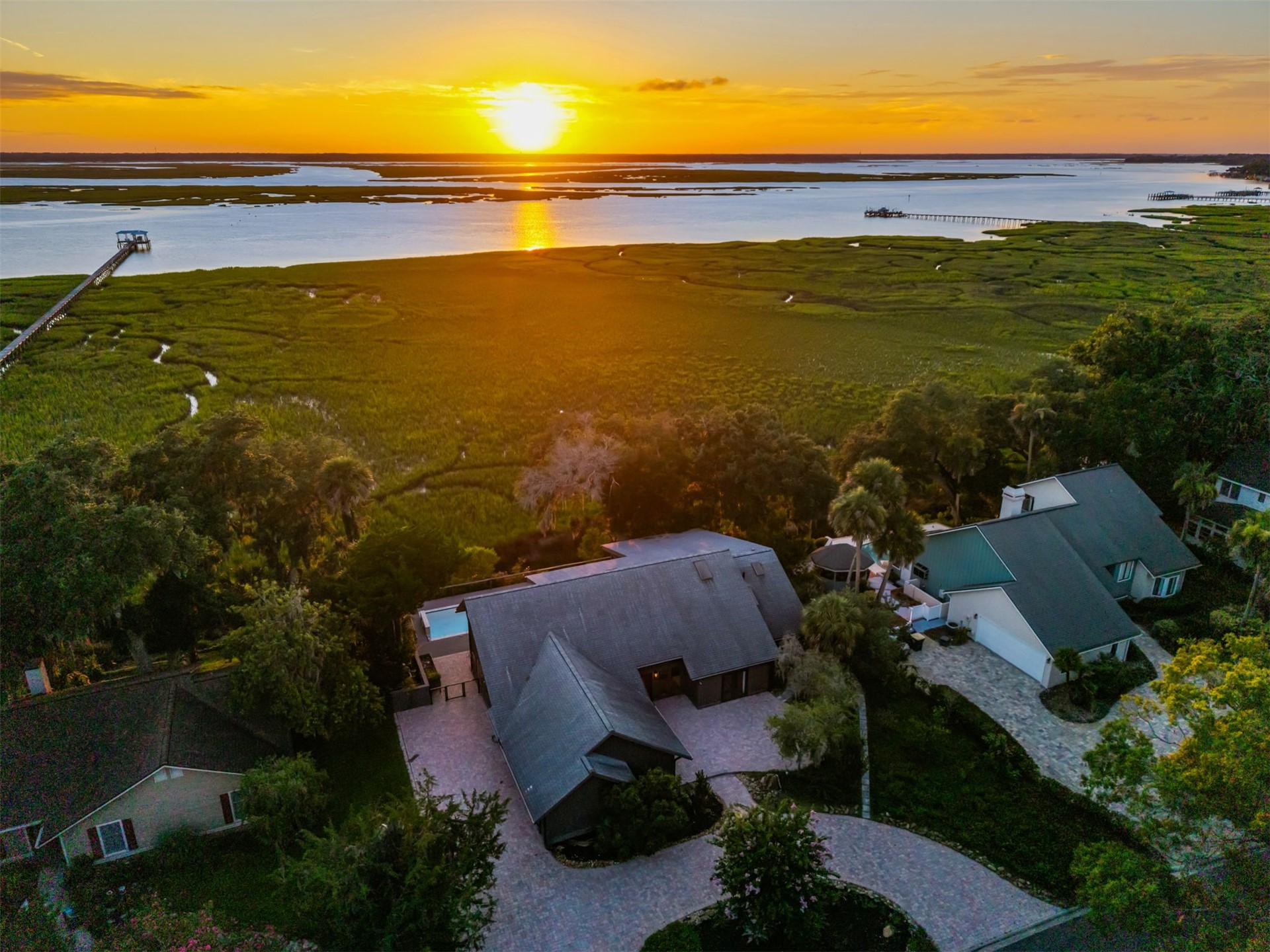 5425 FLORENCE POINT DRIVE