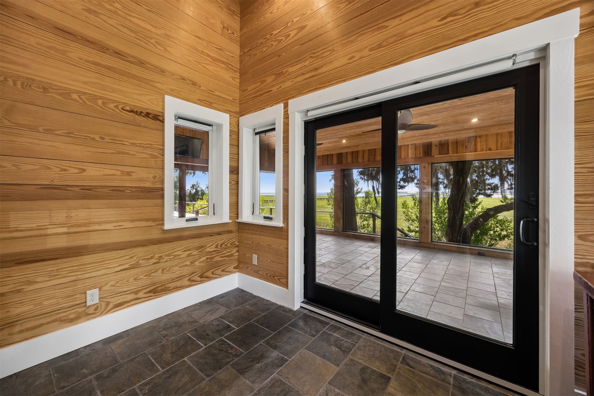 5425 FLORENCE POINT DRIVE