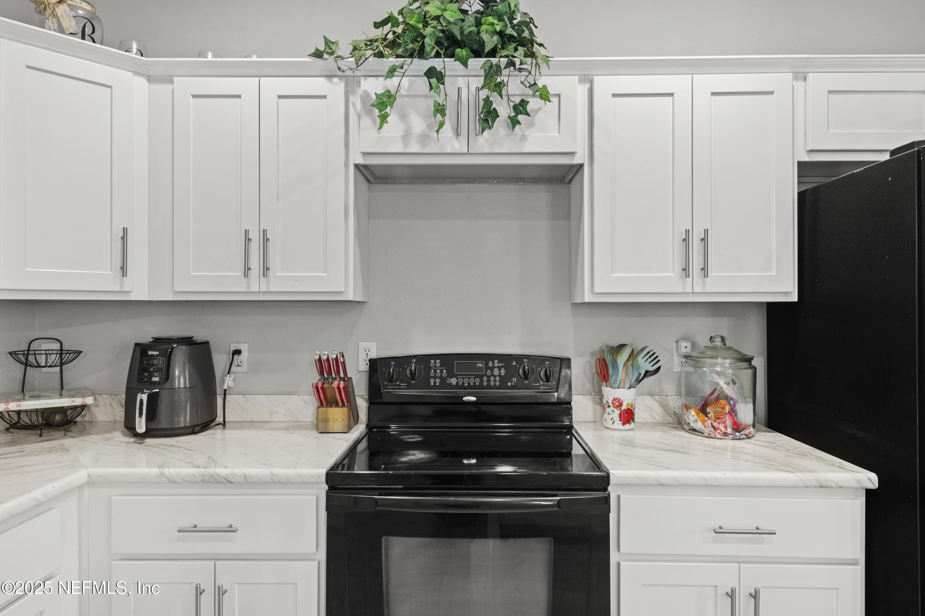 3124 TOWER OAKS Drive