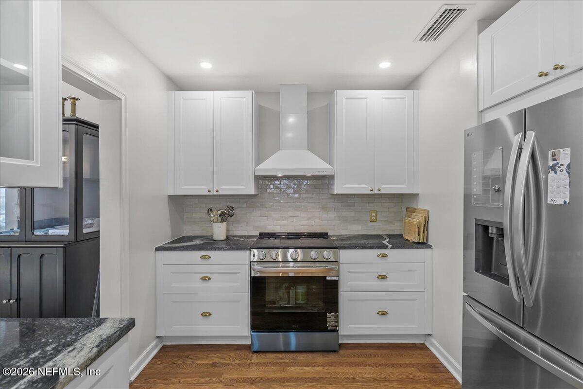 5321 FREMONT Street