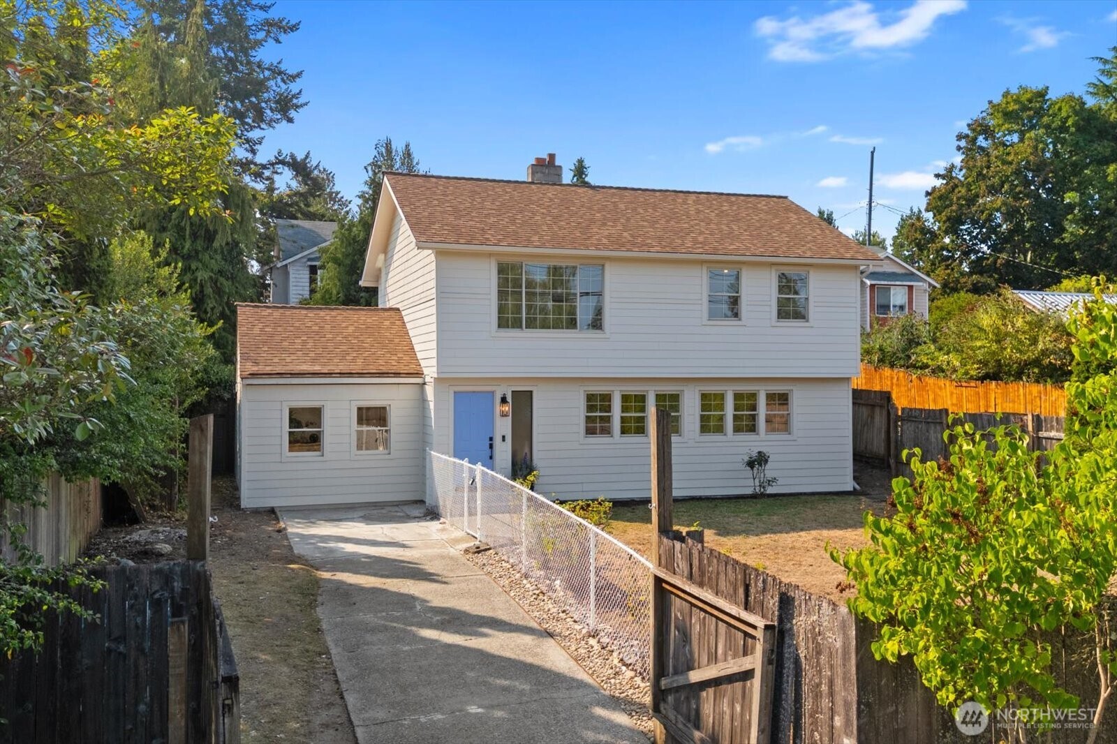 16233 8th Avenue NE